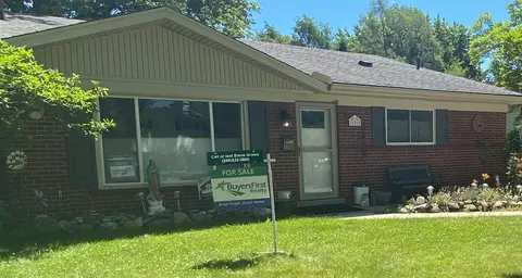 35960 Carlisle, Clinton Township, MI 48035