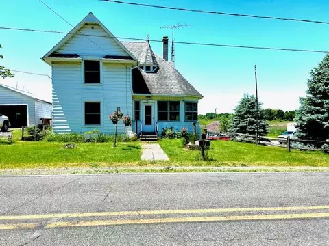 536 N Railroad, Rives Junction, MI 49277