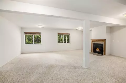 Living - 563 Sycamore #46, Saline, MI 48176 photo 4 of 6