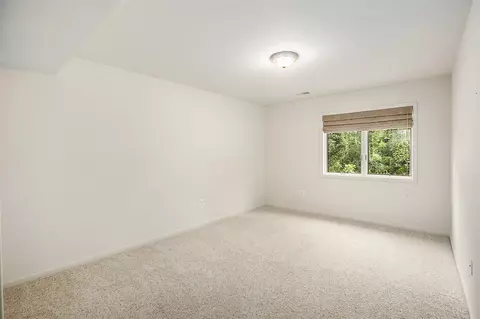 Bedroom - 563 Sycamore #46, Saline, MI 48176 photo 5 of 6
