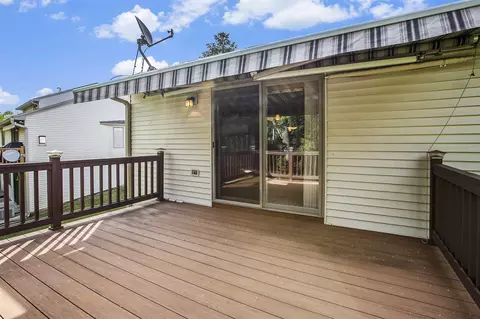 Exterior - 563 Sycamore #46, Saline, MI 48176 photo 6 of 12