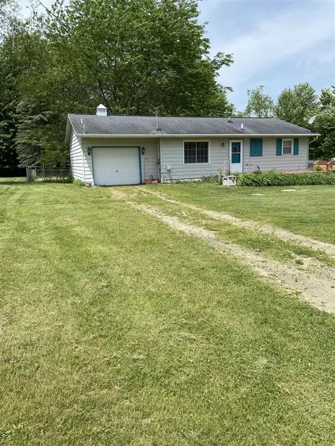10288 Brickyard, Delton, MI 49046