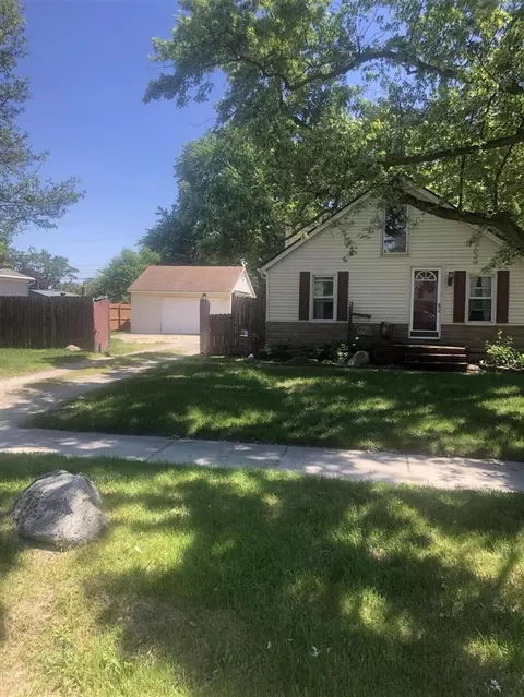 28550 Wexford, Warren, MI 48092