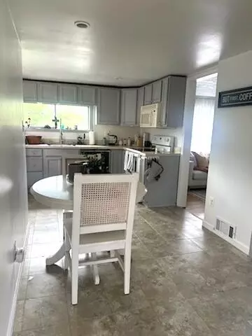 28550 Wexford, Warren, MI 48092 photo 7