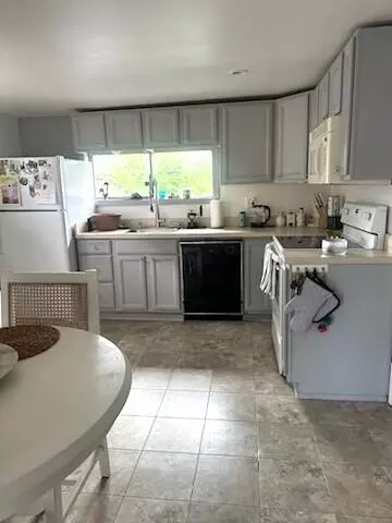 28550 Wexford, Warren, MI 48092 photo 6