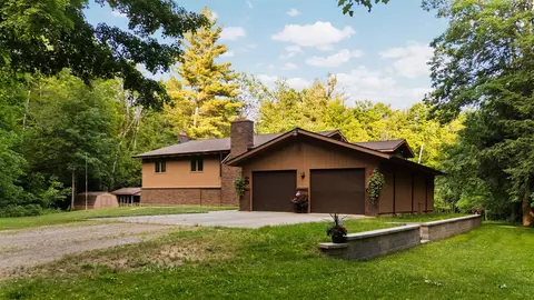 6634 Newcosta, Stanwood, MI 49346