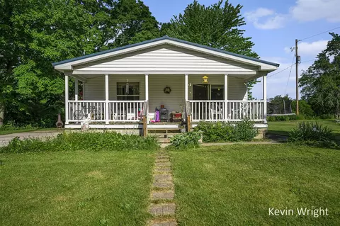 6767 Durham, Whitehall, MI 49461 photo 2