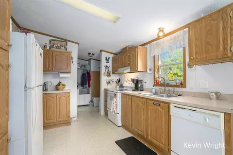 6767 Durham, Whitehall, MI 49461 photo 12