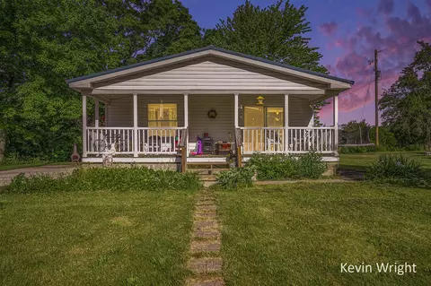 6767 Durham, Whitehall, MI 49461 photo 3