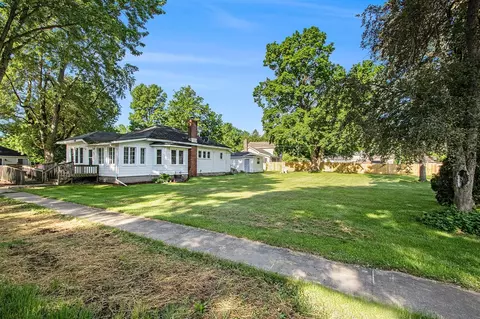 290 S Maple, Marcellus, MI 49067 photo 4