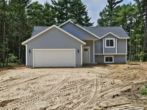 1243 Sydney, Whitehall, MI 49461
