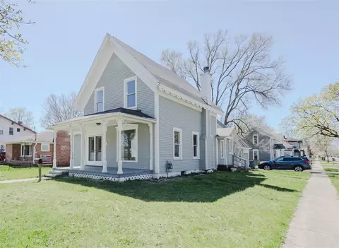 213 N Lagrave, Paw Paw, MI 49079