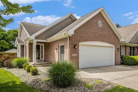 2040 Autumn Crst, Kalamazoo, MI 49008