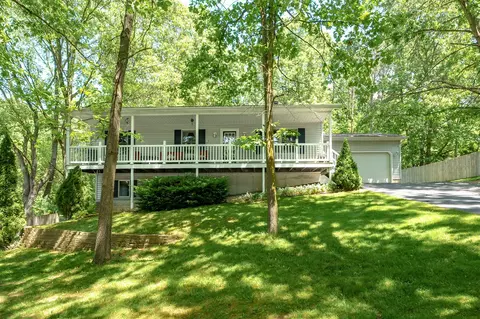 9274 Greystone, Kalamazoo, MI 49009