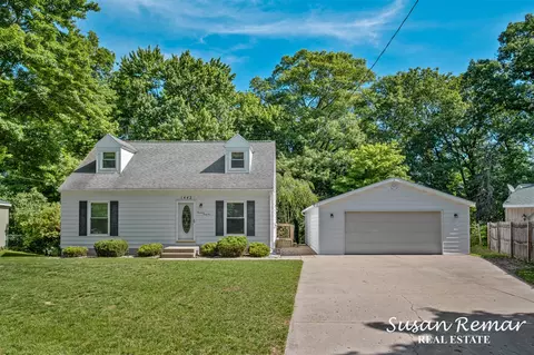 1442 Baywicke, Lowell, MI 49331