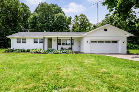 1598 Trebor, Saint Joseph, MI 49085