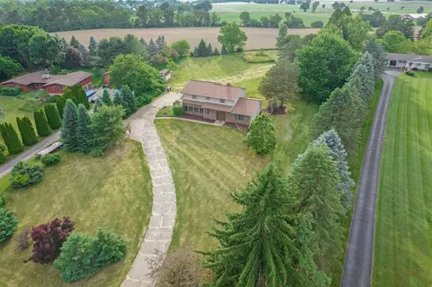 6380 Lodimeadow, Saline, MI 48176