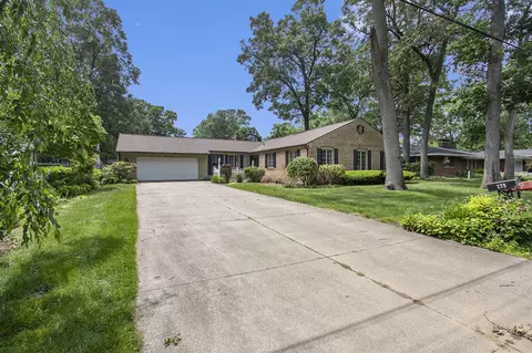 229 W Lancaster, Muskegon, MI 49445