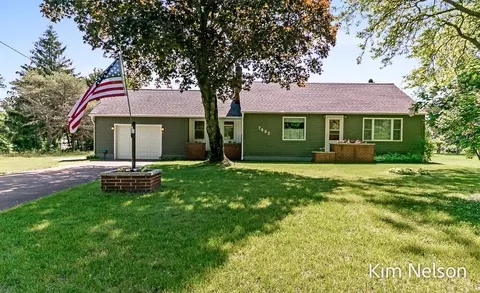 7692 S 80th, Rothbury, MI 49452