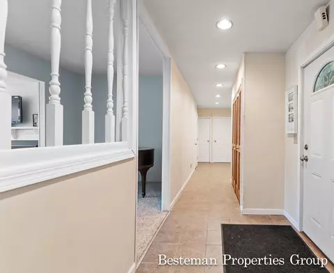 Entry Way - 2153 S Evergreen, White Cloud, MI 49349 photo 2 of 9