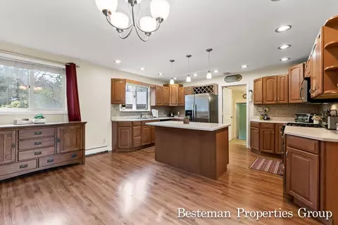 Kitchen - 2153 S Evergreen, White Cloud, MI 49349 photo 9 of 10