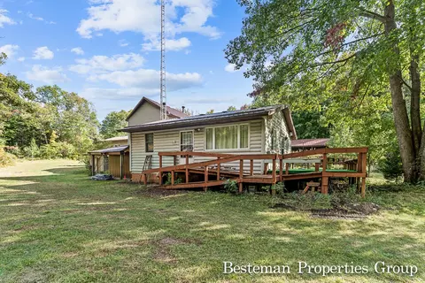 Exterior - 2153 S Evergreen, White Cloud, MI 49349 photo 15 of 15