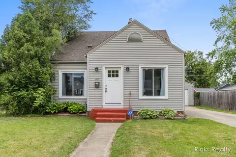 3737 Francis, Grand Rapids, MI 49548