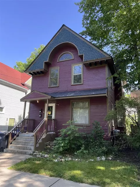 708 W Vine, Kalamazoo, MI 49008