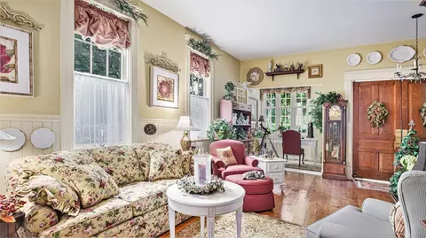 Living - 124 W Jackson, Mendon, MI 49072 photo 3 of 3