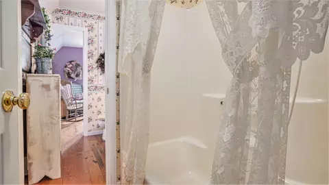 Bath - 124 W Jackson, Mendon, MI 49072 photo 5 of 5