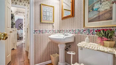Bath - 124 W Jackson, Mendon, MI 49072 photo 1 of 5