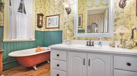 Bath - 124 W Jackson, Mendon, MI 49072 photo 3 of 5