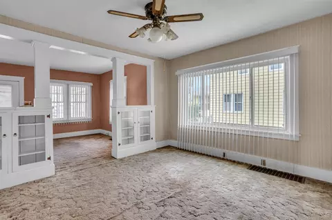 221 N Durand, Jackson, MI 49202