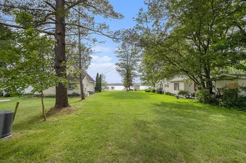 65 E Baseline, Gobles, MI 49055 photo 11