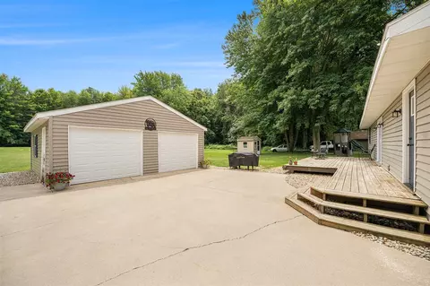 65 E Baseline, Gobles, MI 49055 photo 26