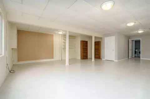 385 West, Schoolcraft, MI 49087 photo 26