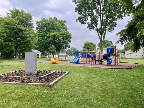 385 West, Schoolcraft, MI 49087 photo 39