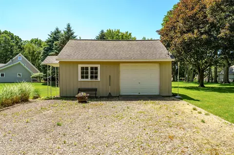 385 West, Schoolcraft, MI 49087 photo 28