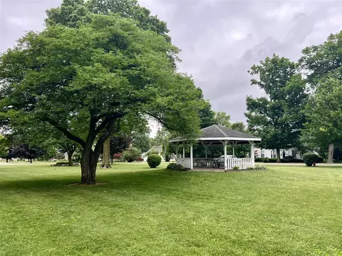 385 West, Schoolcraft, MI 49087 photo 40