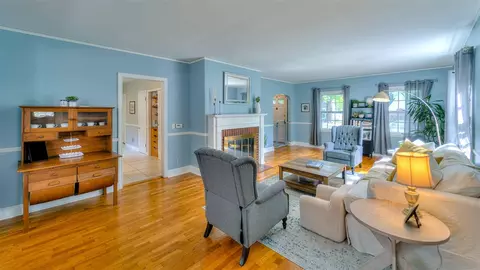 903 Brighton, Jackson, MI 49203 photo 6