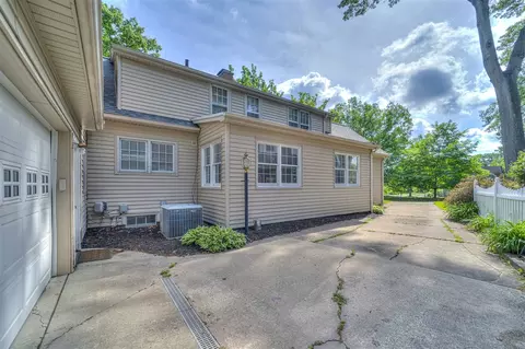 903 Brighton, Jackson, MI 49203 photo 30