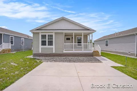 1283 Ellis # 8, Norton Shores, MI 49441