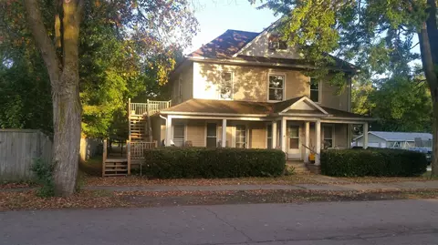 217 S S Ctr, Stockbridge, MI 49285