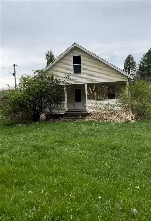 93356 36th, Lawton, MI 49065