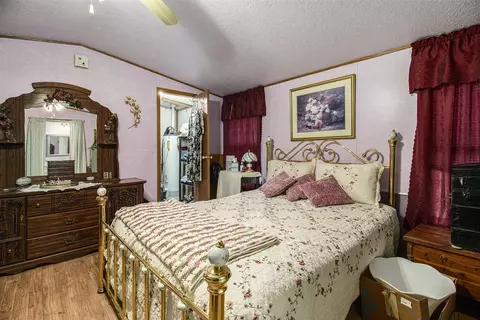Bedroom - 118 Rachael Dr, Stanton, MI 48888 photo 3 of 3
