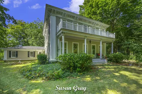 300 Davis, Allegan, MI 49010