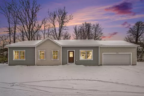 17753 Country, Spring Lake, MI 49456