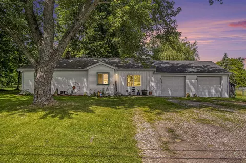 2295 Barber, Hastings, MI 49058