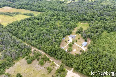 789 Washington, White Cloud, MI 49349 photo 7