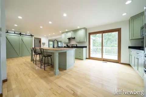 789 Washington, White Cloud, MI 49349 photo 15